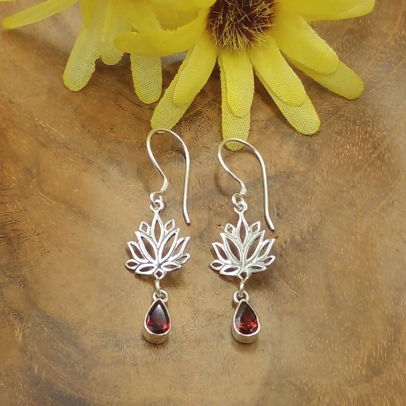 Traditional Bali Silver Earrings E1645PRDW115