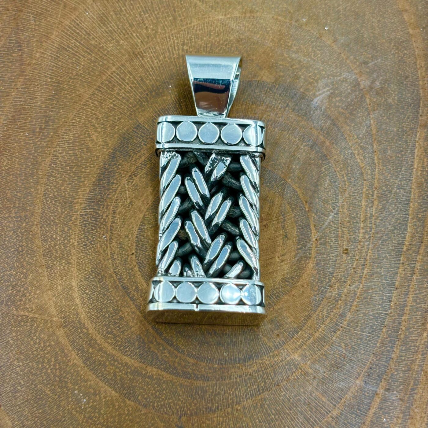 Ocean-Inspired Bali Silver Pendant P792W365
