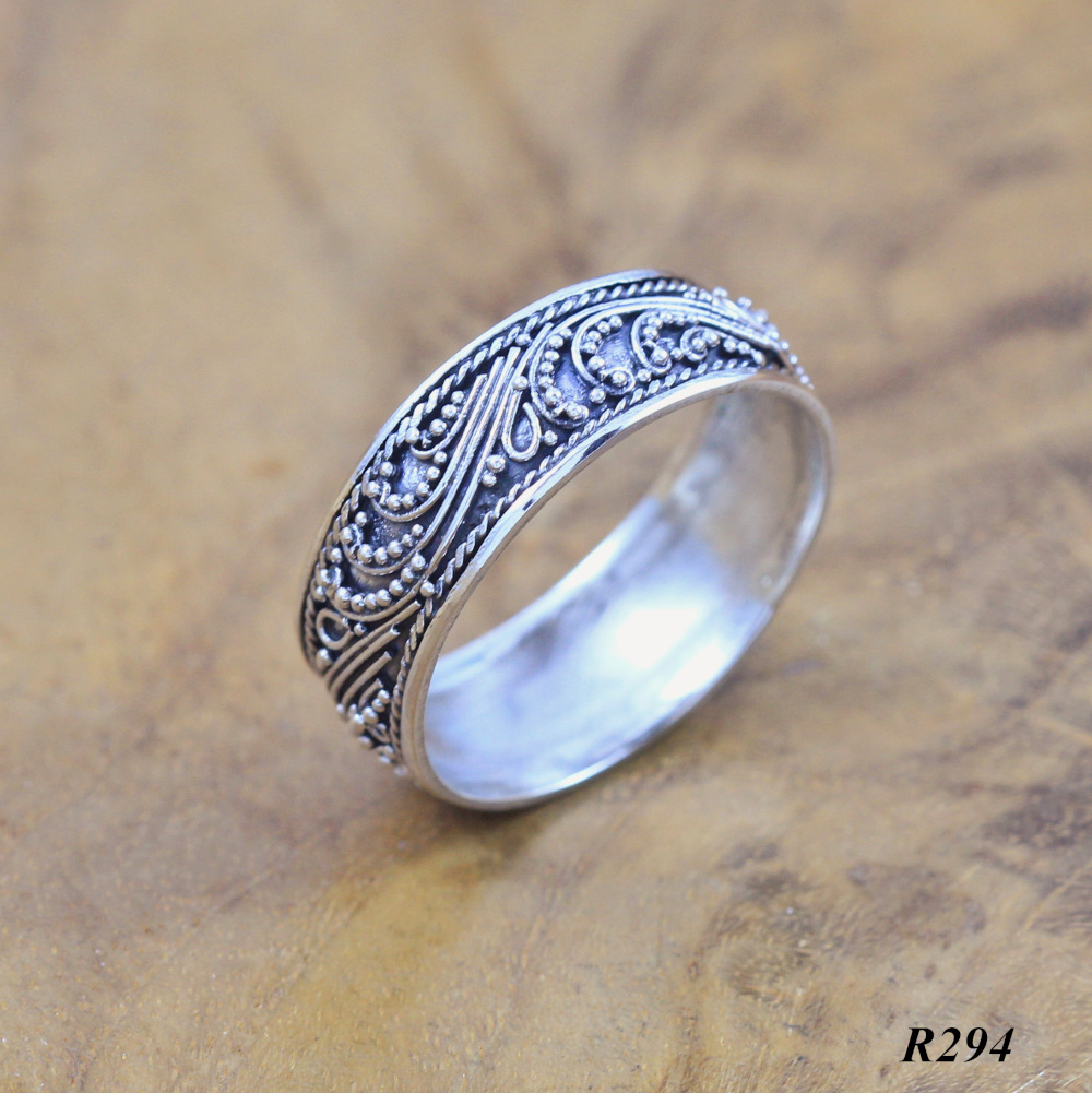 Bun Jawan Ring Silver Bali