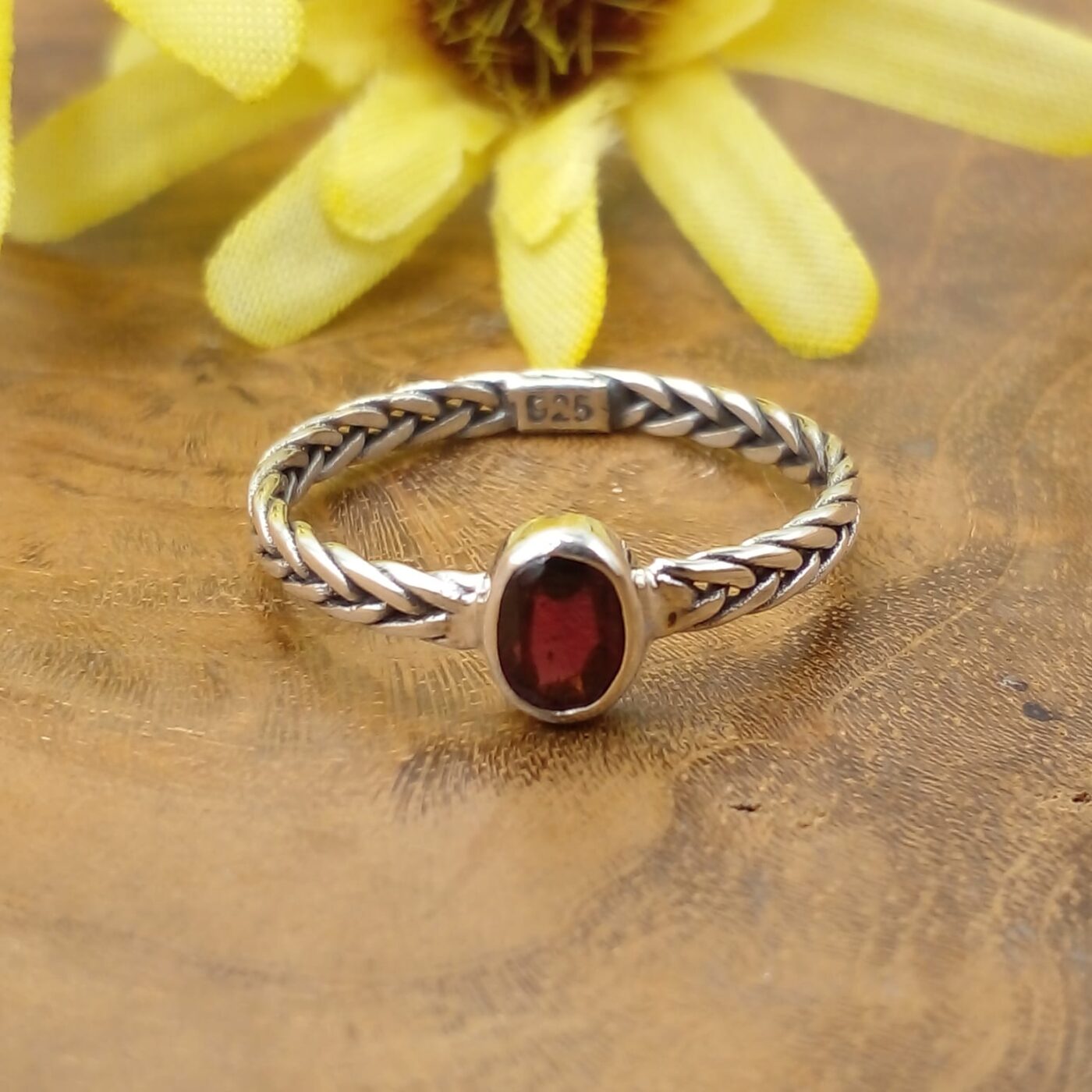 Bali Artisan Silver Gemstone Ring R632AMYW75