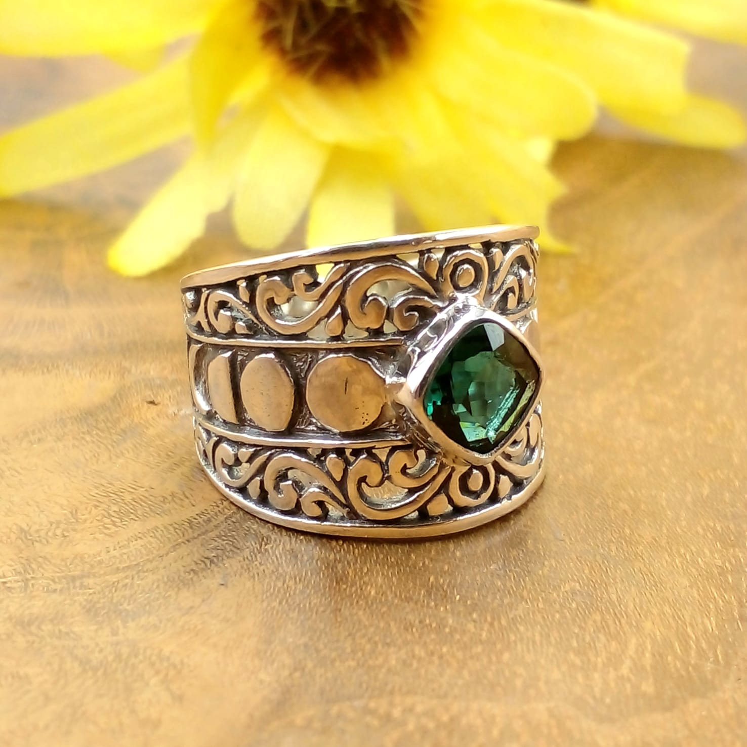 Bali Silver Gemstone Ring R641AMYW155 - Image 1