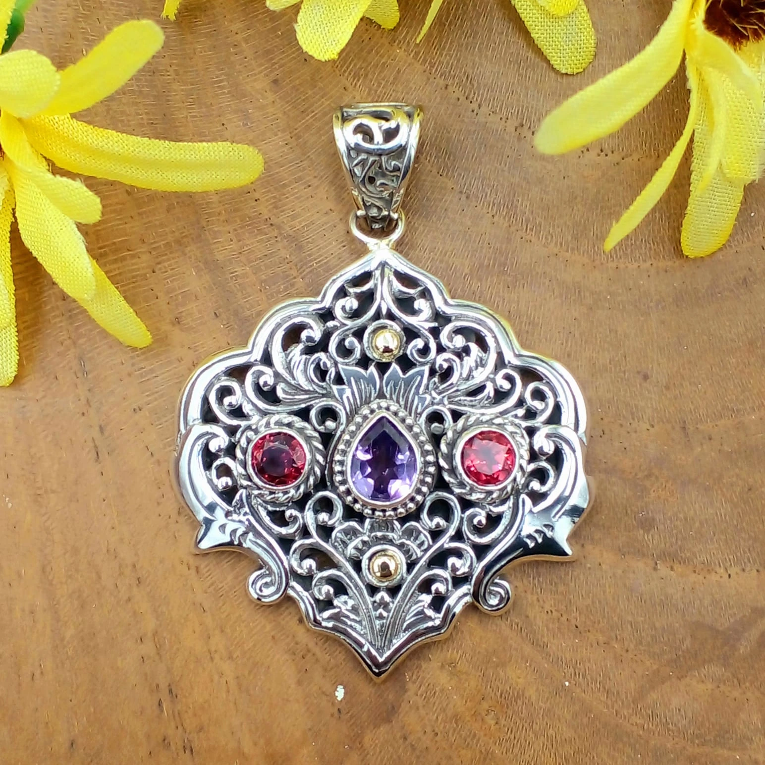 Balinese Silver Pendant With Gems P820AMGW942