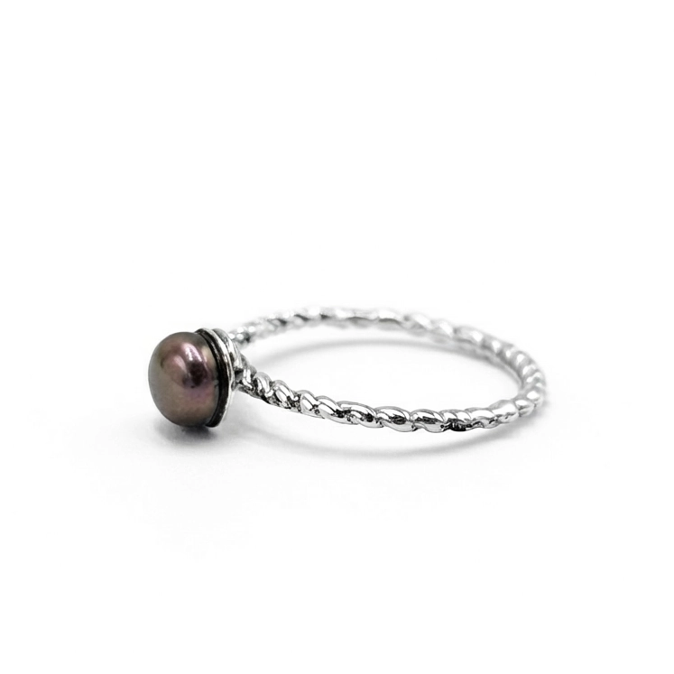Balinese Carved Silver Ring With Pearls R684MBKW115