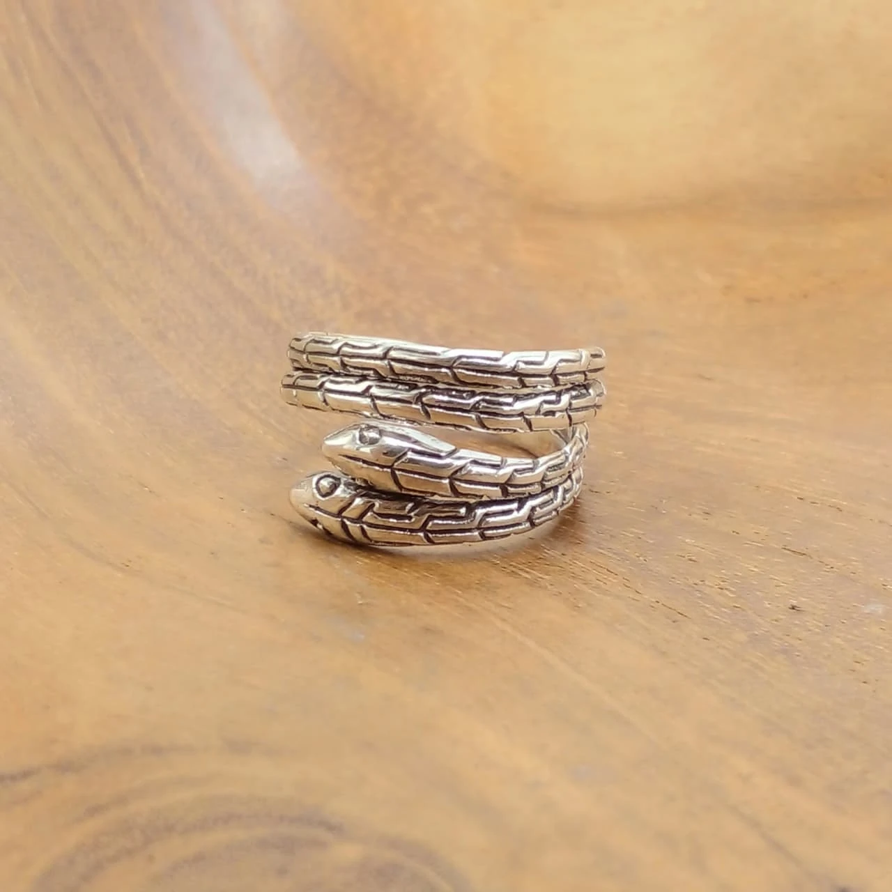 Stacked Snake Ring R697W210