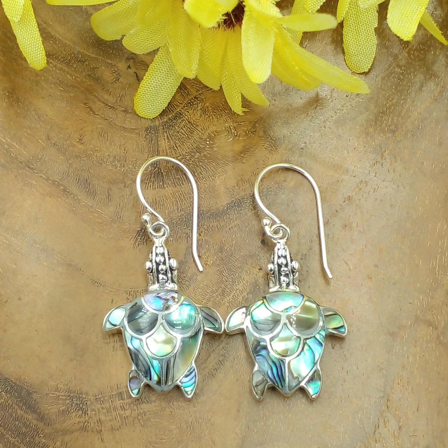 Silver Turtle Earrings With Shells E1711ABLW378