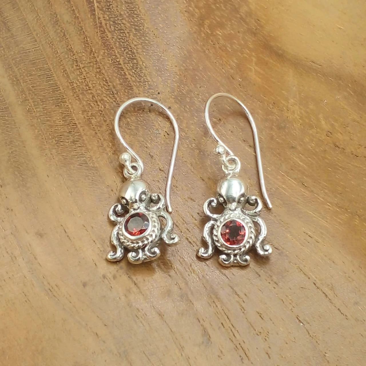 Classic Filigree Octopus Motif Silver Craft Hanging Earrings E1881AMYW190