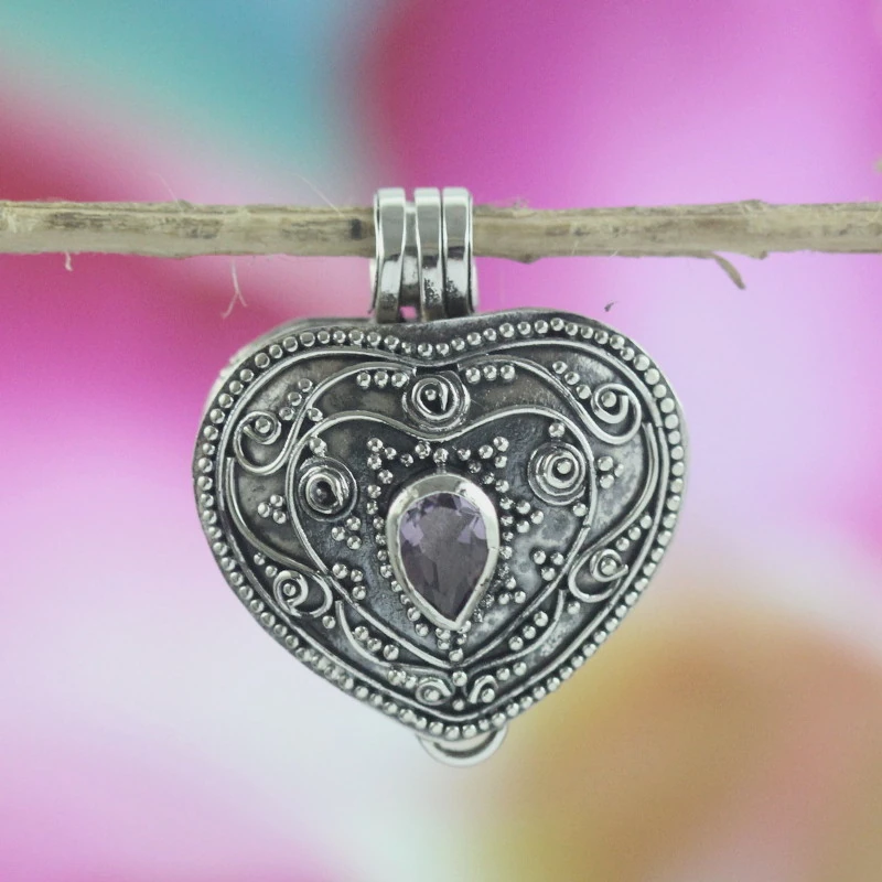 Handmade Balinese Silver Amethyst Heart Box Pendant P633W332