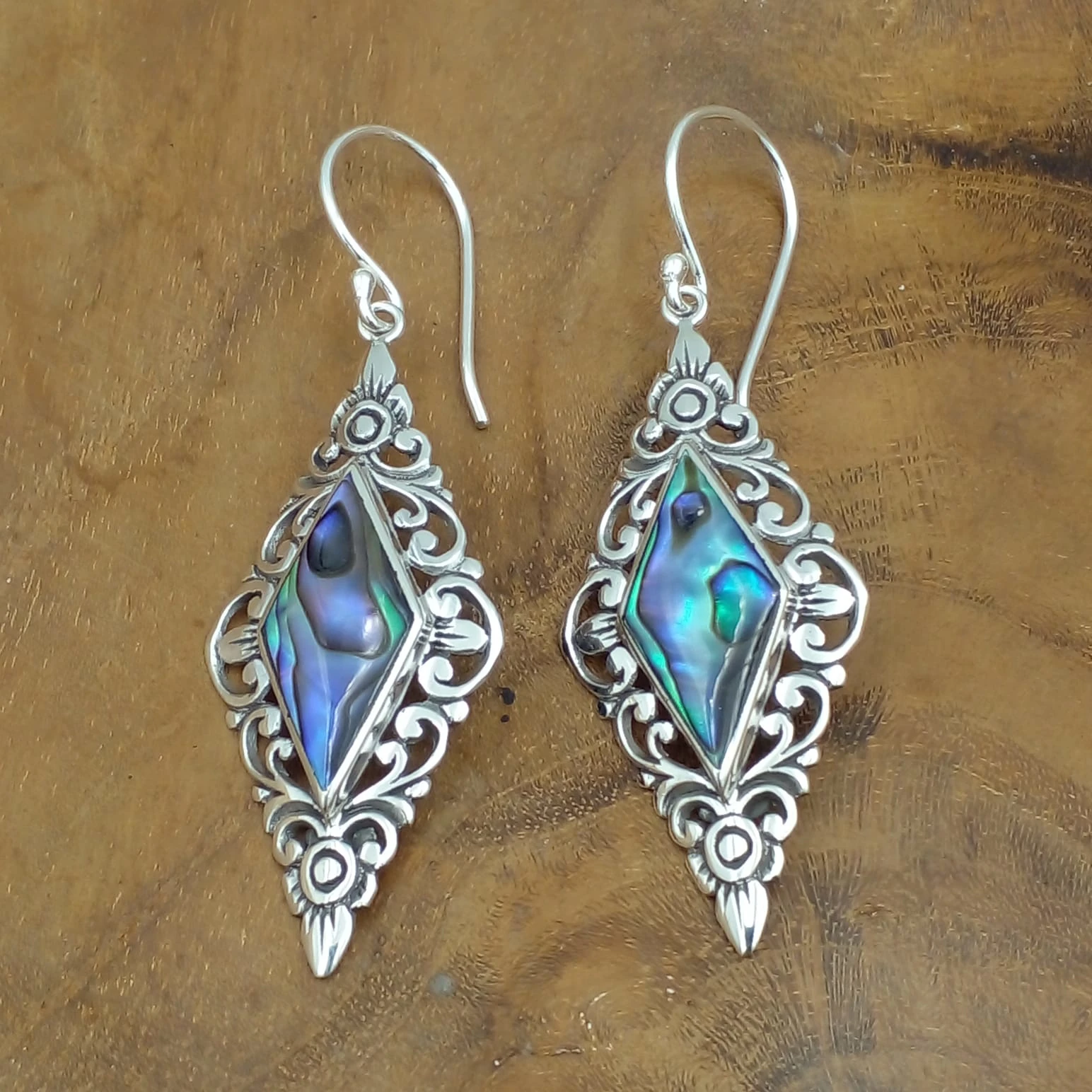 Exotic Abalone Shell Rhombus Bali Silver Earrings E1687ABLW280