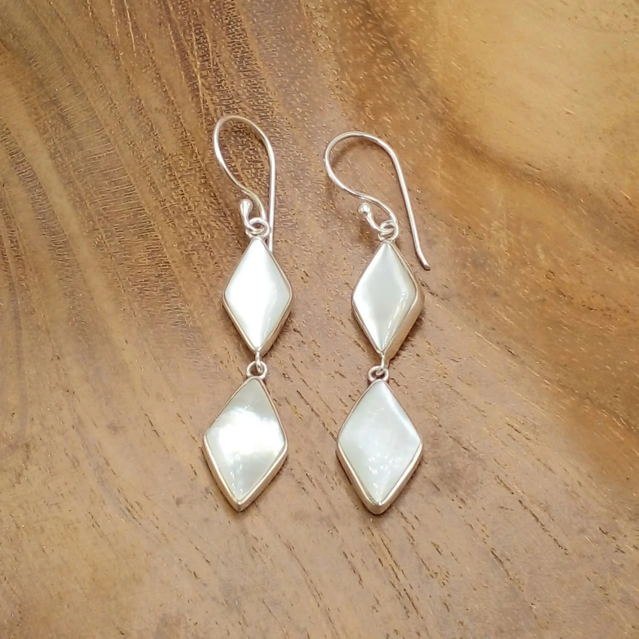 Two-Tier Abalone Silver Earrings  E1850ABLW145