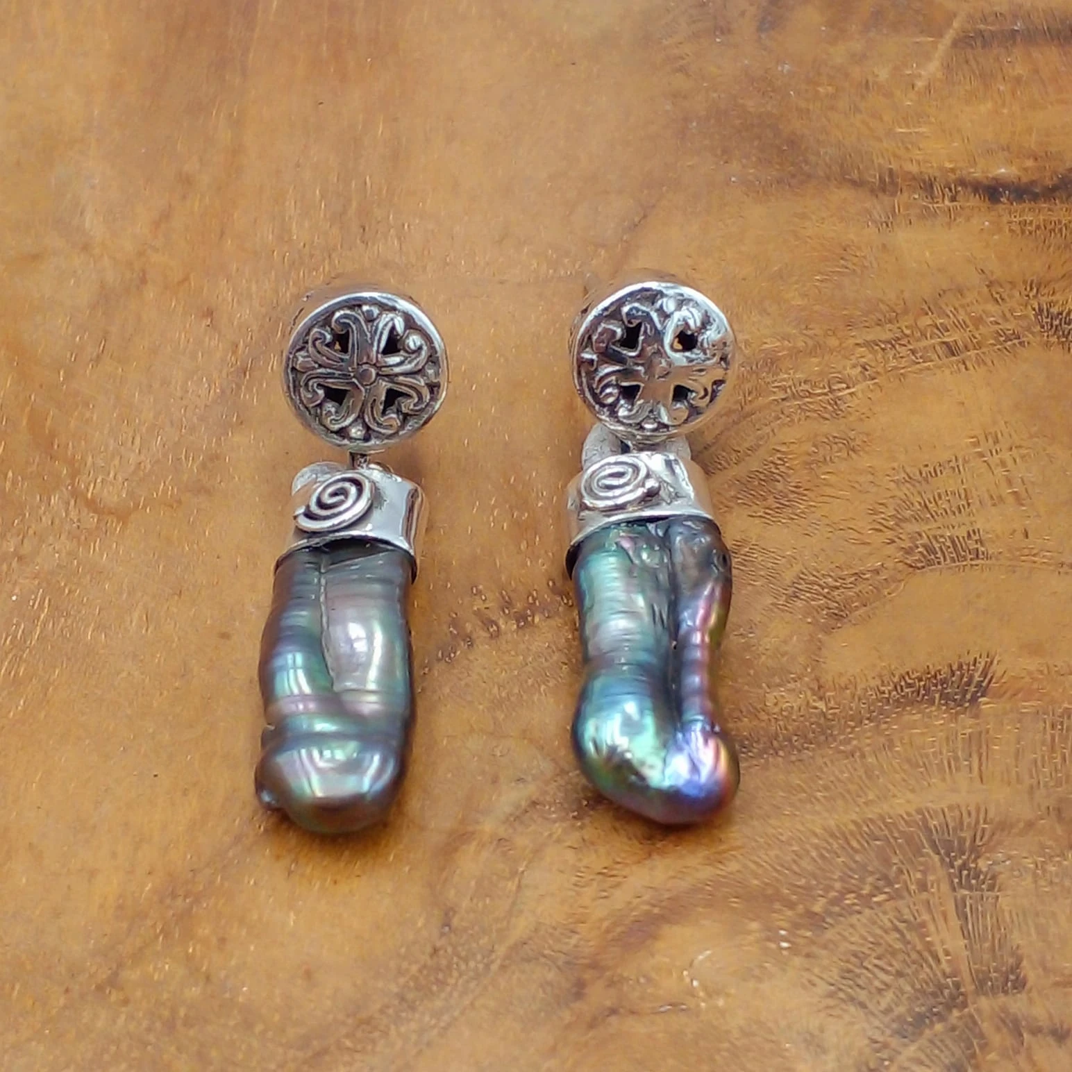 Biwa Pearl Silver Earrings E1648W308