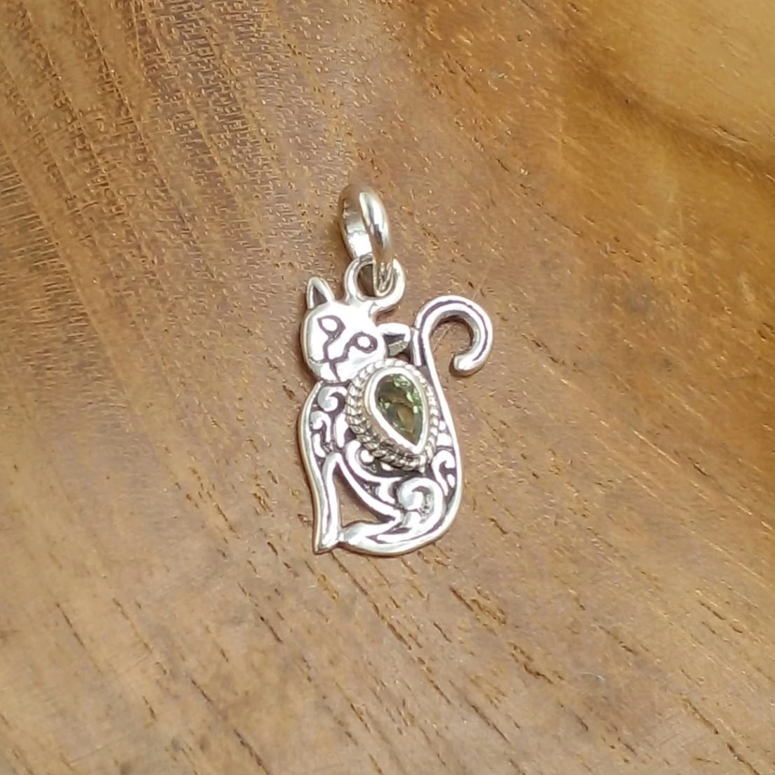 925 Silver Amethyst Cat Pendant P896AMYW105