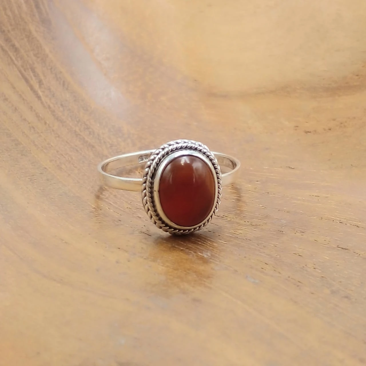 Carnelian Stone Balinese Silver Ring R718CLNW185