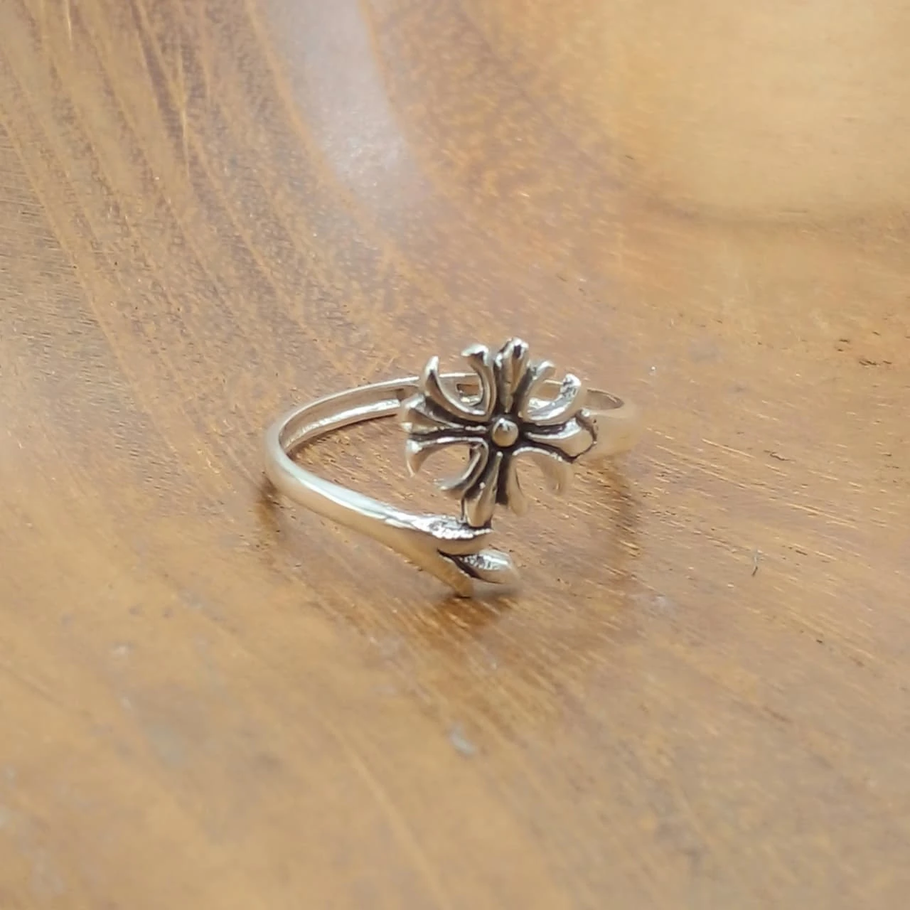 Sterling Silver 925 Floral Cross Ring R754W95