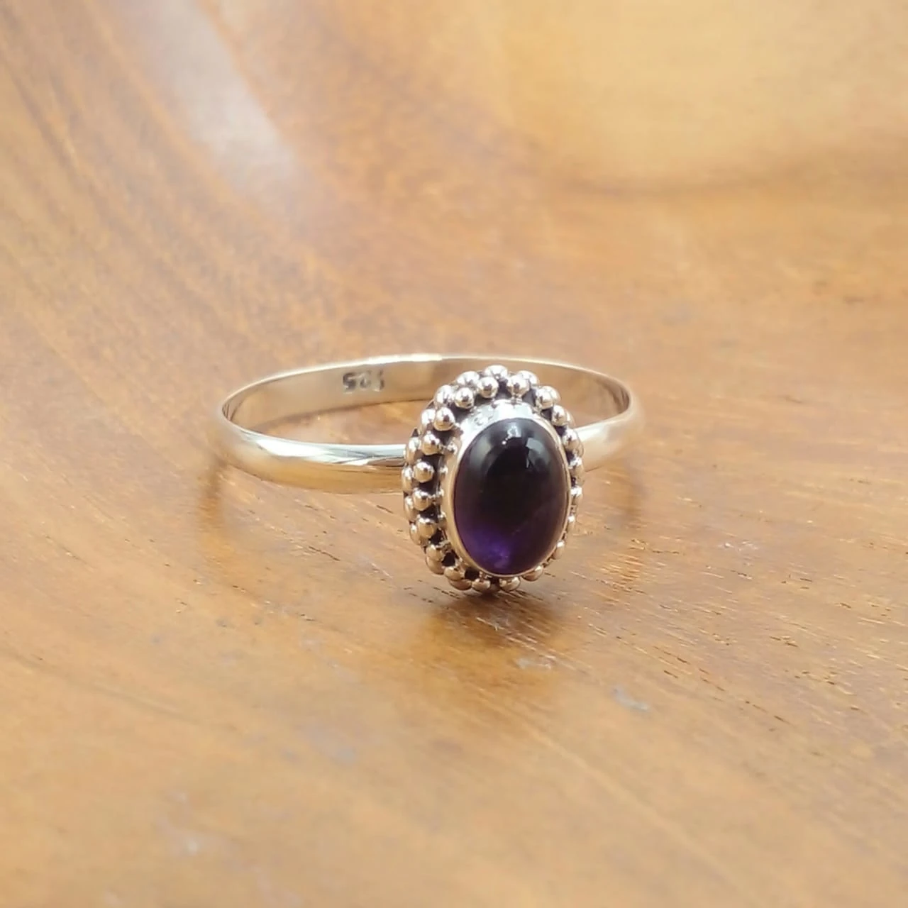 925 Silver Ring with Oval Amethyst and Jawan Design R762AMY-W165