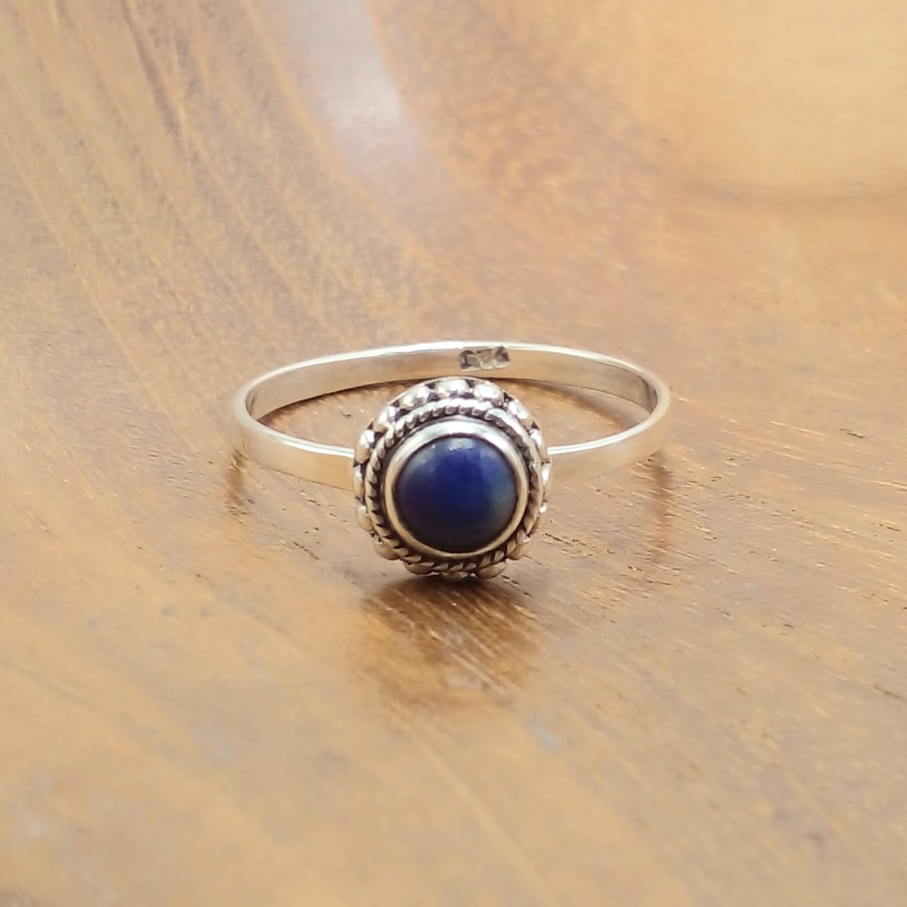 Gemstone Ring with Granulation and Twisted Wire R766LPZ-W150