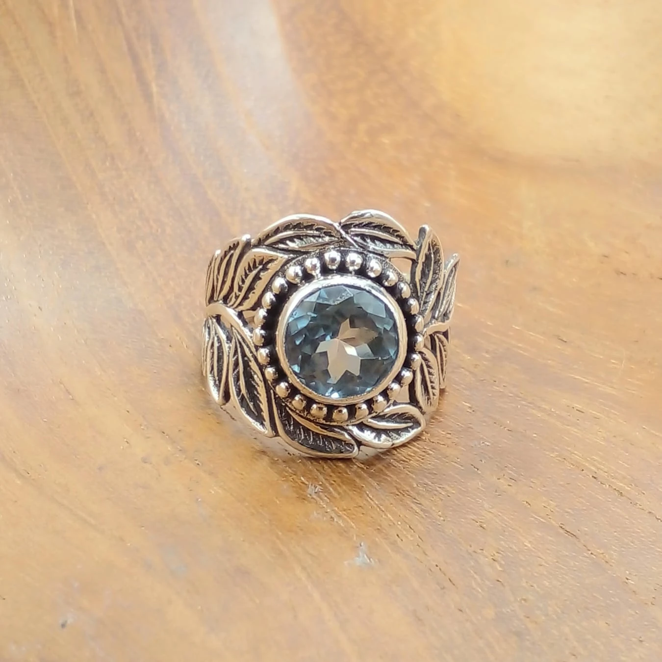Sterling Silver 925 Blue Stone Ring with Balinese Leaf Carving R770BTZW323