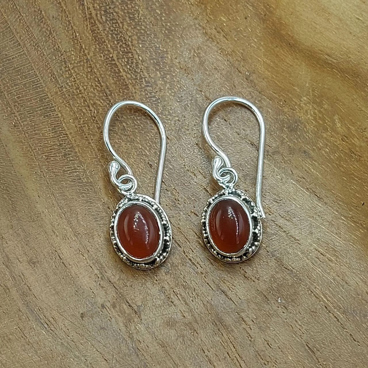 Balinese 925 Sterling Silver Earrings with Red Carnelian E1822CLNW185