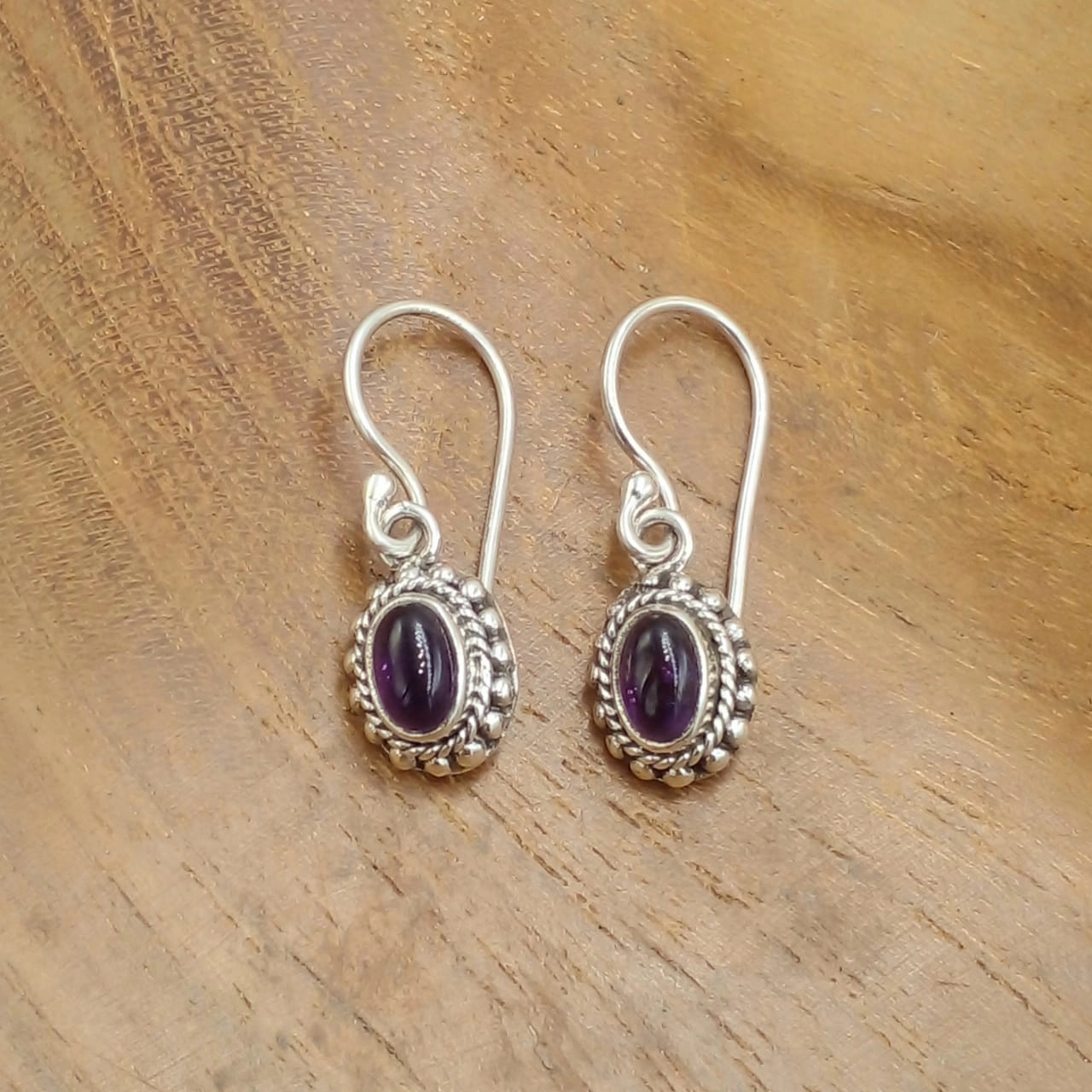 925 Sterling Silver Oval Amethyst Earrings with Balinese Jawan Detail E1857AMCW160
