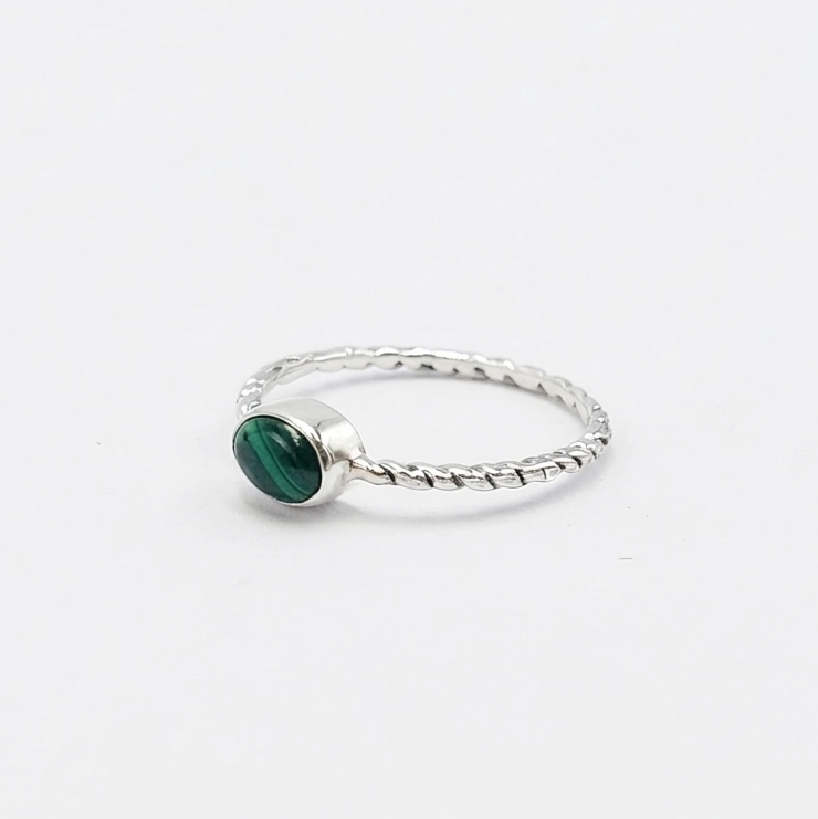 Twisted Silver Ring with Oval Malachite Stone R677OV-LPZW95