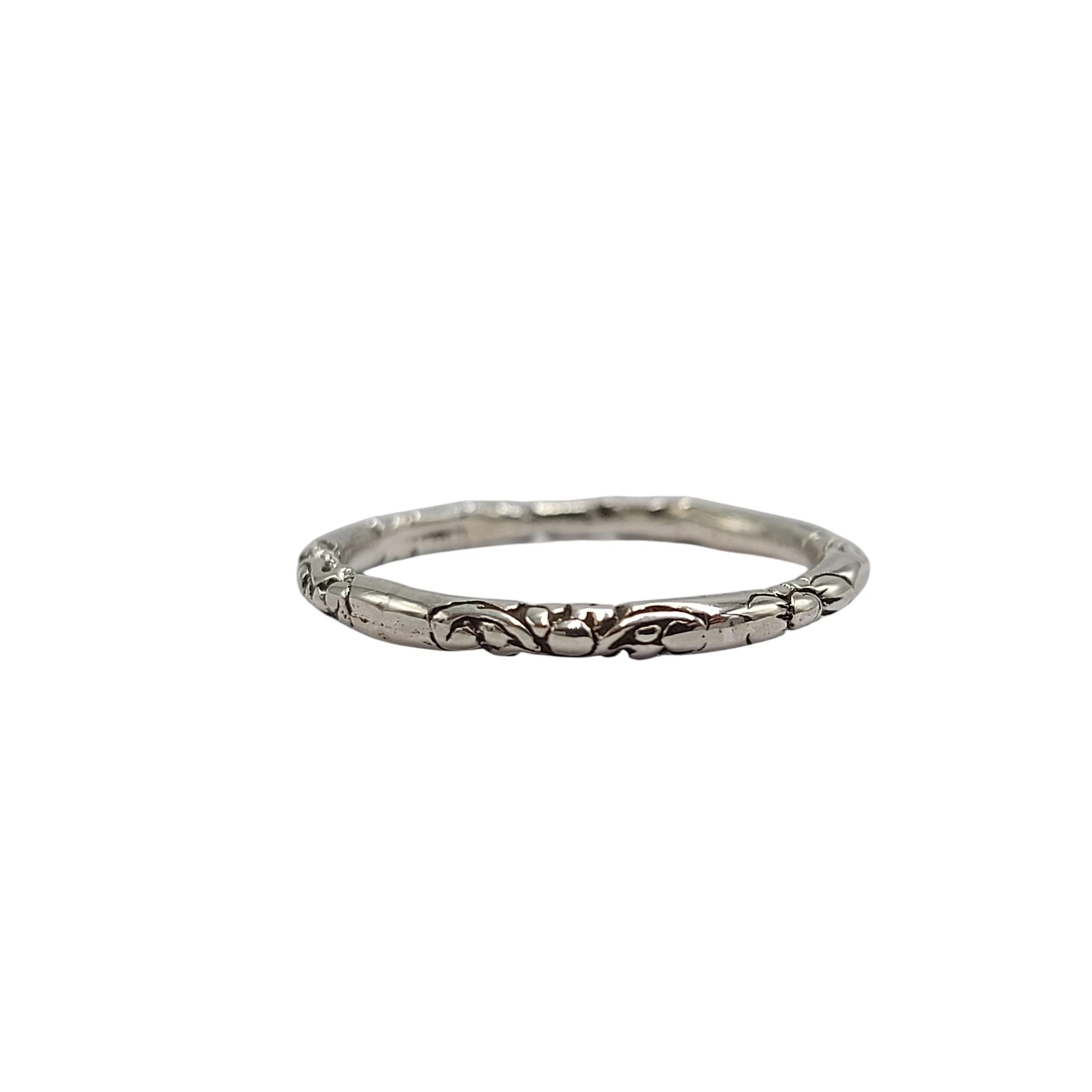 925 Sterling Silver Balinese Carved Band Ring R704W115